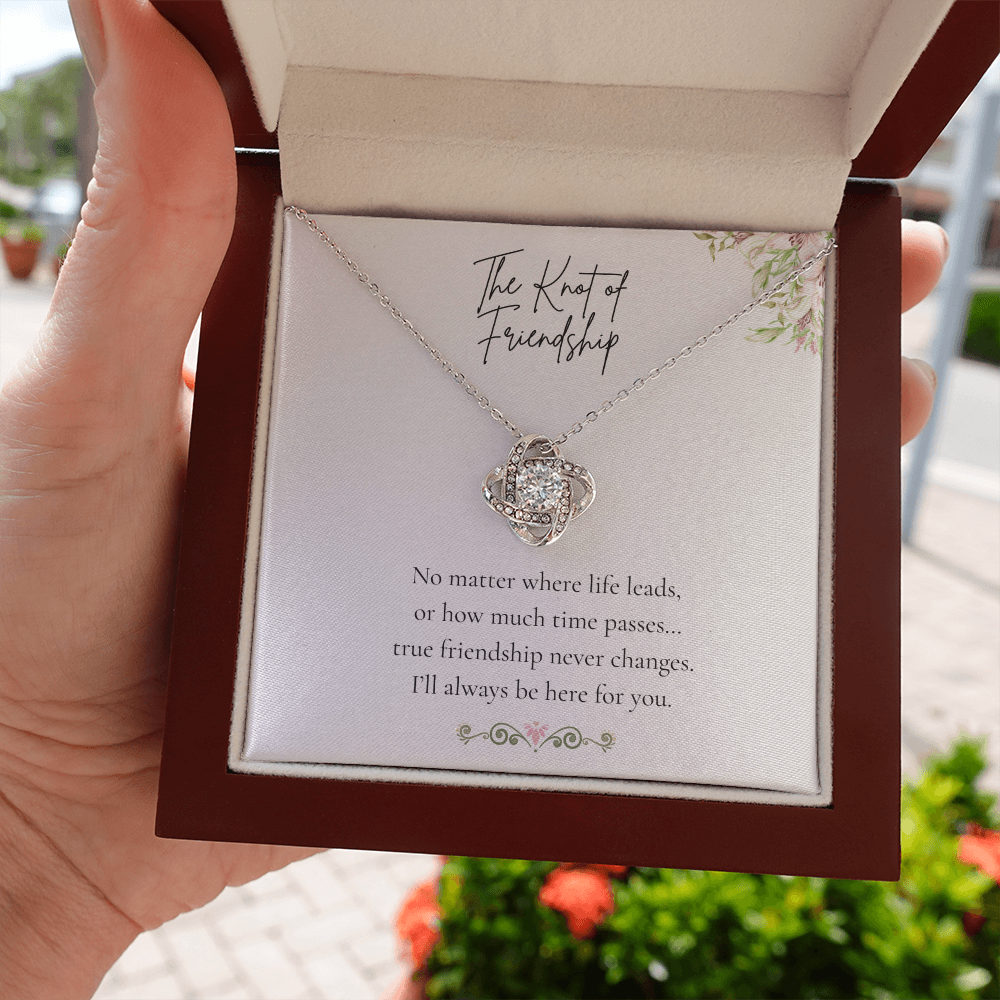 The Knot of Friendship – Elegant Love Knot Necklace for Her