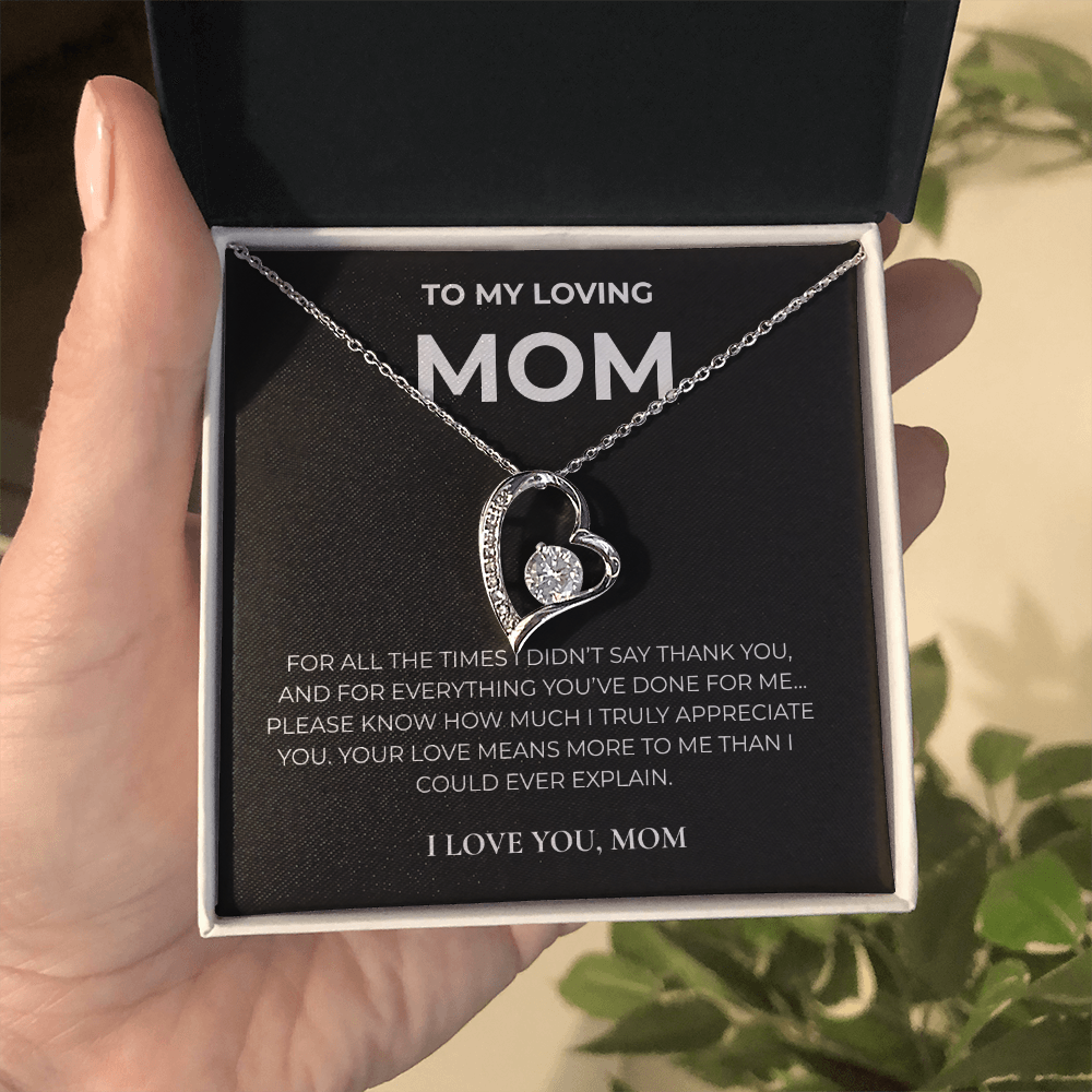 To My Loving Mom – Forever Love Crystal Heart Necklace