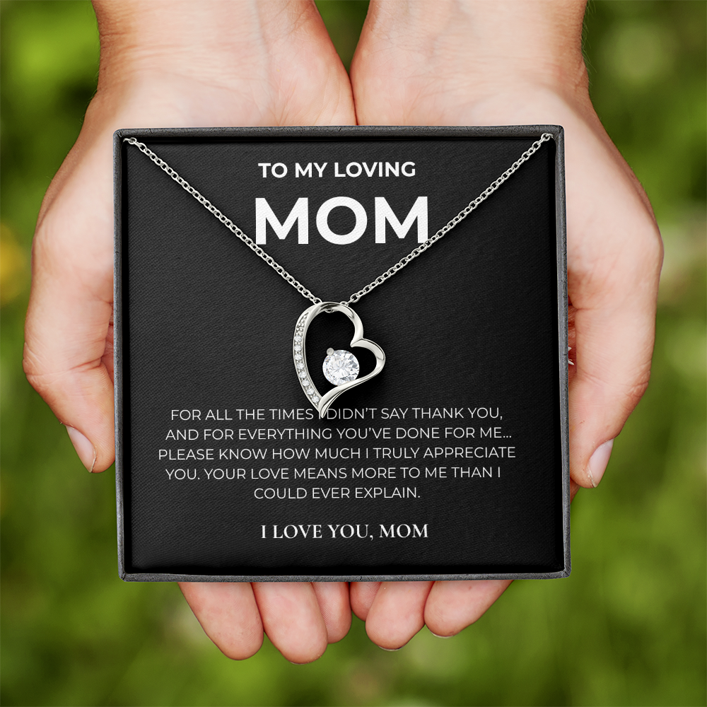 To My Loving Mom – Forever Love Crystal Heart Necklace