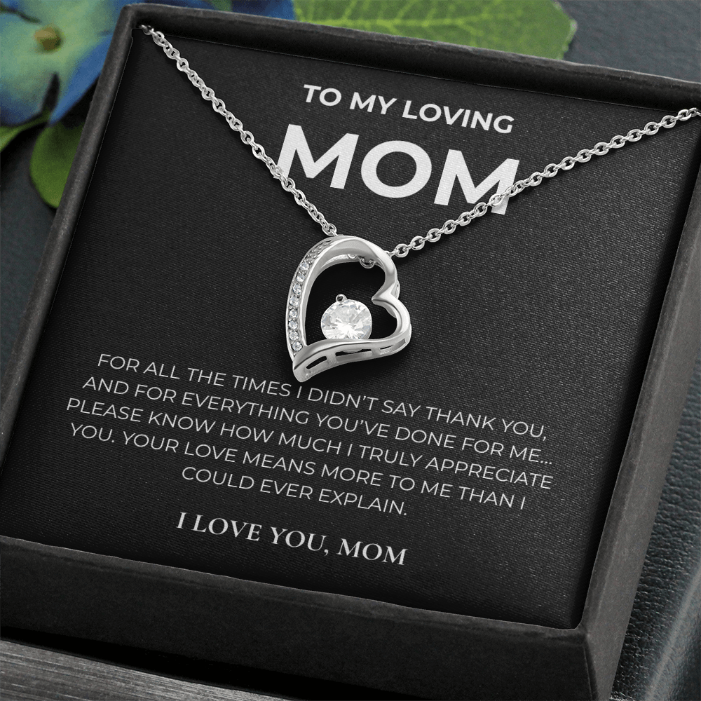 To My Loving Mom – Forever Love Crystal Heart Necklace