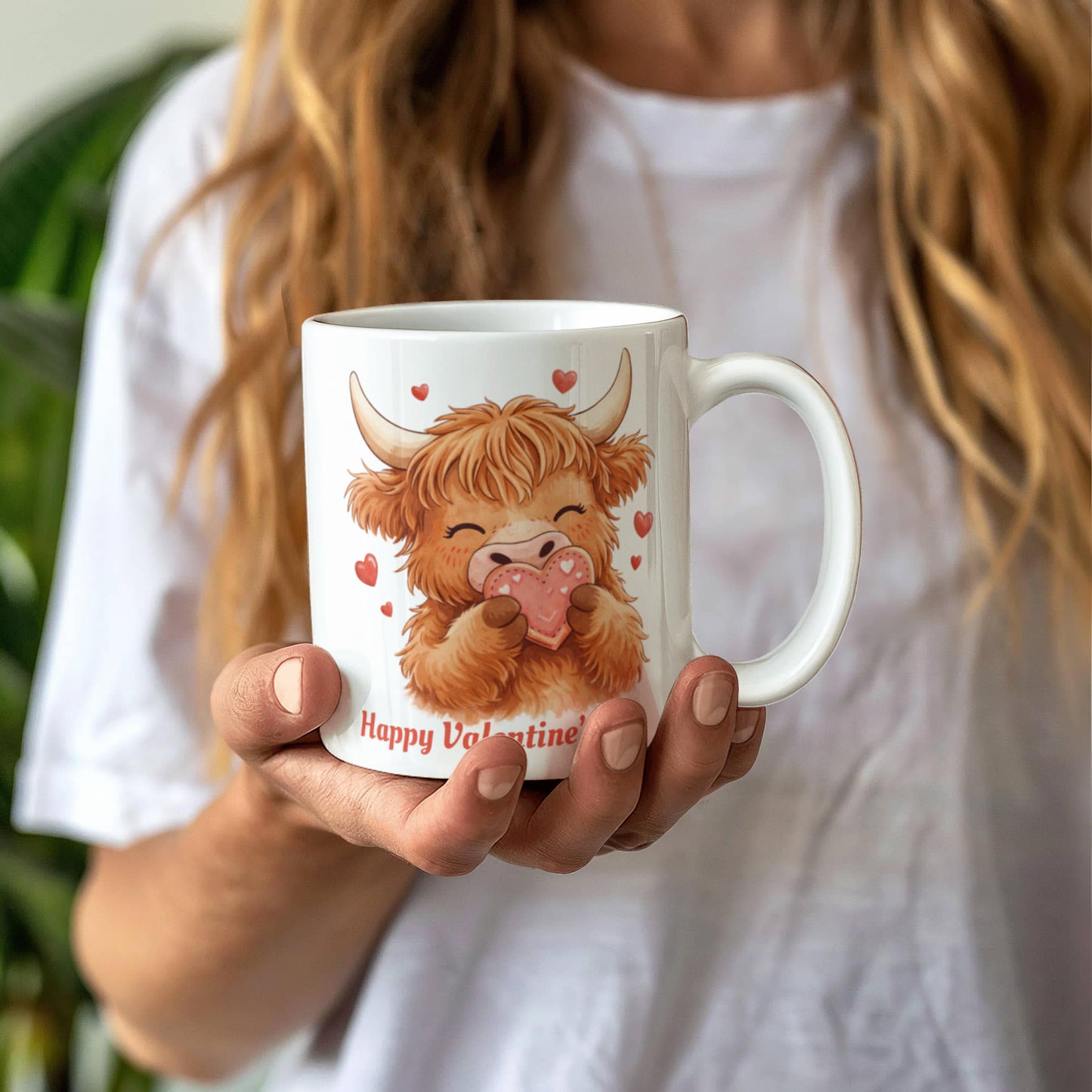 Valentine Highland Cow Mug – Cute Heart-Holding Cow Cup